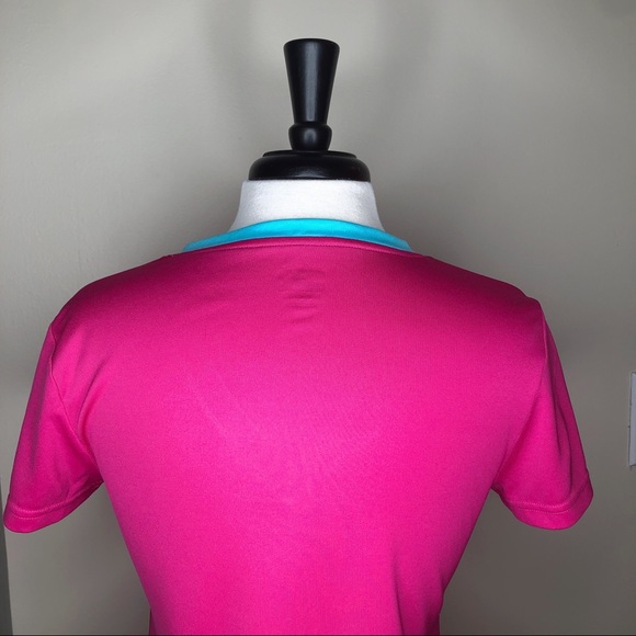 Puma Jasmine Pink V-Neck Training Tee (Medium) - Picture 6 of 8